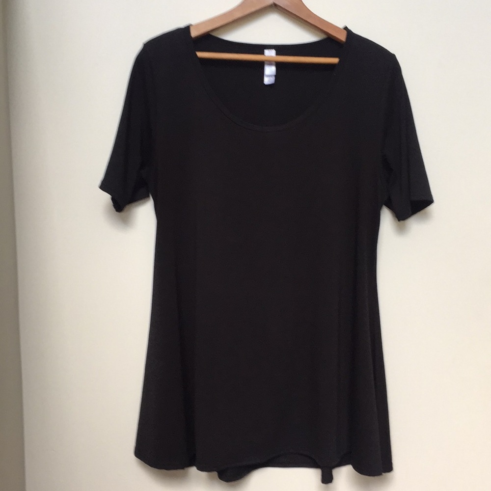 LuLaRoe Black Perfect T